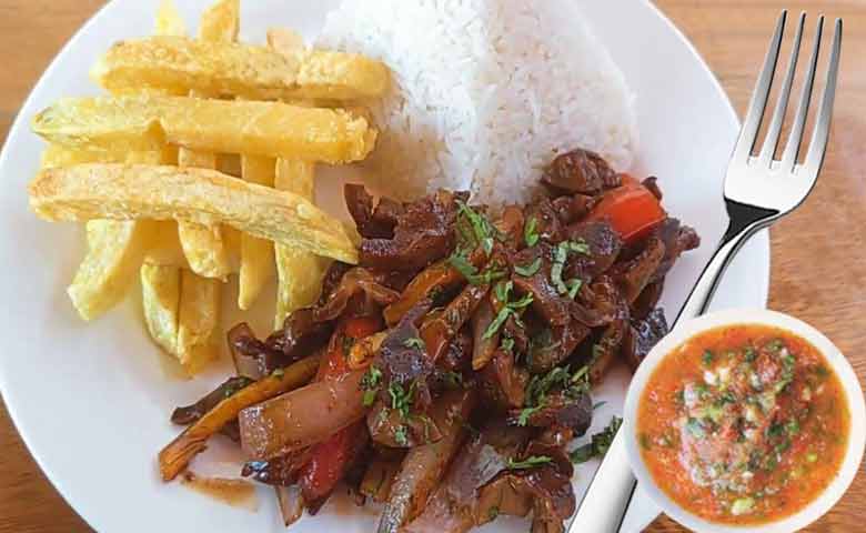 saltado de mollejas