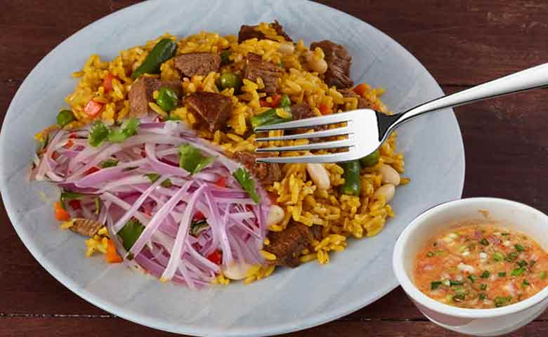 arroz con carne peruano