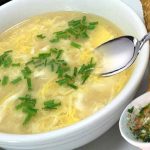 caldo de huevos