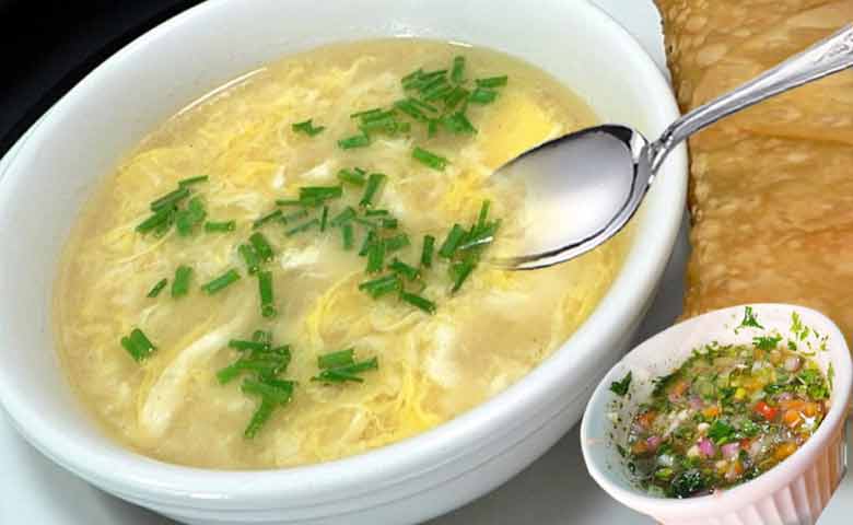 caldo de huevos
